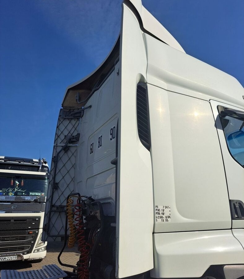SPOILERY OWIEWKI KOMPLET RENAULT PREMIUM DXI - Аеродинаміка/ Спойлери в категорії Вантажівки: фото 5 SPOILERY OWIEWKI KOMPLET RENAULT PREMIUM DXI - Аеродинаміка/ Спойлери в категорії Вантажівки: фото 5