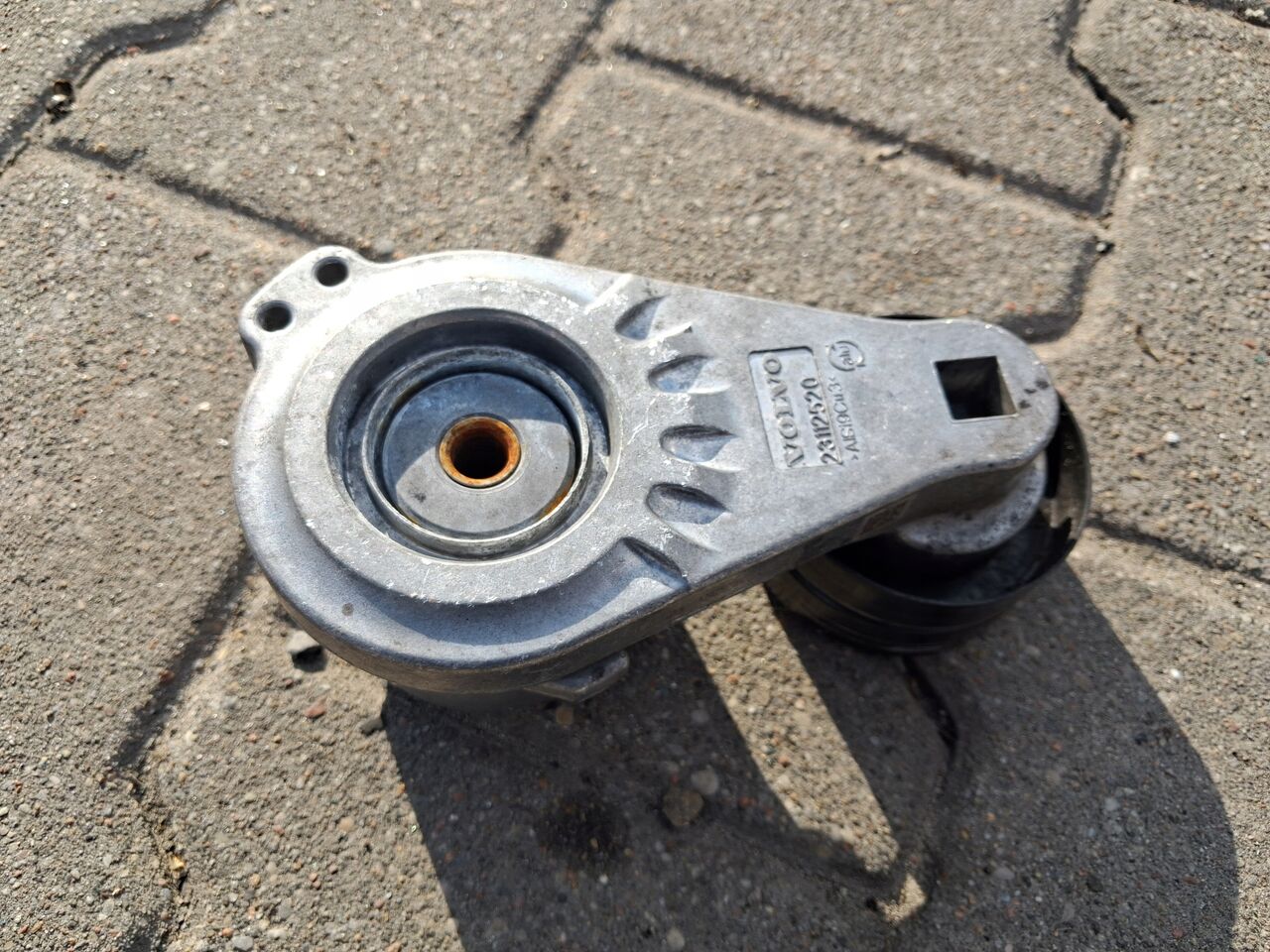 VOLVO ROLKA NAPINACZ PASKA ALTERNATORA RENAULT RANGE GAMA T VOLVO FH 4 5 - Двигун та запчастини в категорії Вантажівки: фото 2 VOLVO ROLKA NAPINACZ PASKA ALTERNATORA RENAULT RANGE GAMA T VOLVO FH 4 5 - Двигун та запчастини в категорії Вантажівки: фото 2