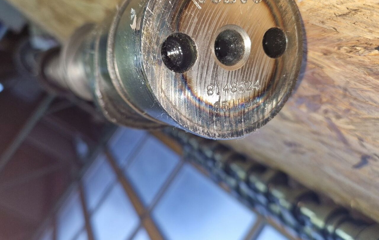 VOLVO WAŁEK ROZRZĄDU VOLVO FH 12 RENAULT MAGNUM DXI 12 8148524 - Розподільний вал в категорії Вантажівки: фото 3 VOLVO WAŁEK ROZRZĄDU VOLVO FH 12 RENAULT MAGNUM DXI 12 8148524 - Розподільний вал в категорії Вантажівки: фото 3