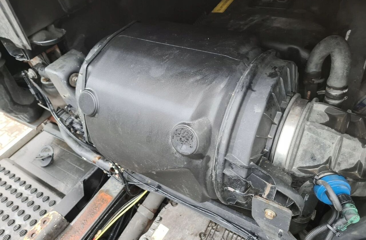 Volvo FH 16 EURO 6   Volvo VOLVO FH 16 EURO 6 - Повітряний фільтр в категорії Вантажівки: фото 3 Volvo FH 16 EURO 6   Volvo VOLVO FH 16 EURO 6 - Повітряний фільтр в категорії Вантажівки: фото 3