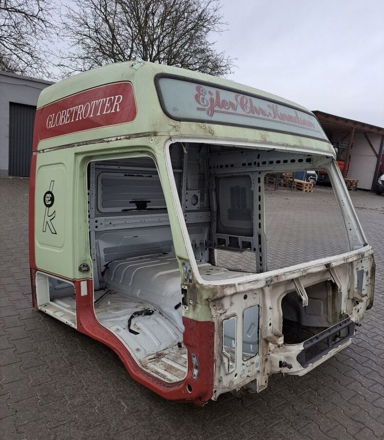 Volvo FM 4 - Кабіна в категорії Вантажівки: фото 1 Volvo FM 4 - Кабіна в категорії Вантажівки: фото 1