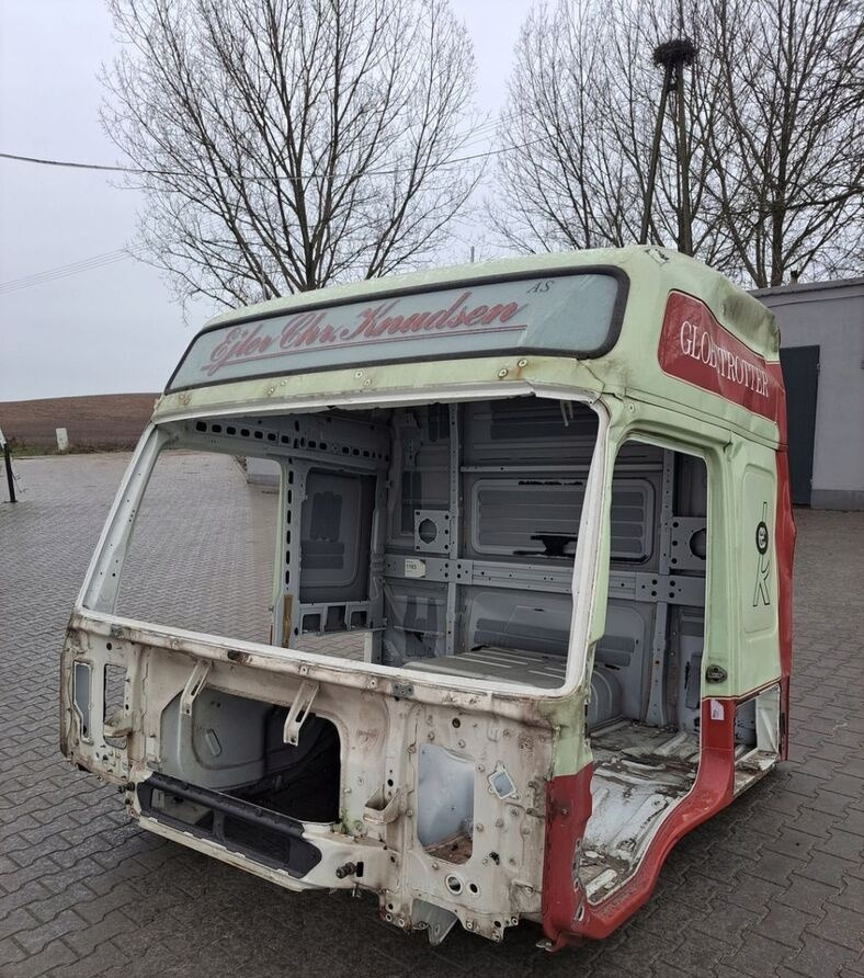 Volvo FM 4 - Кабіна в категорії Вантажівки: фото 2 Volvo FM 4 - Кабіна в категорії Вантажівки: фото 2