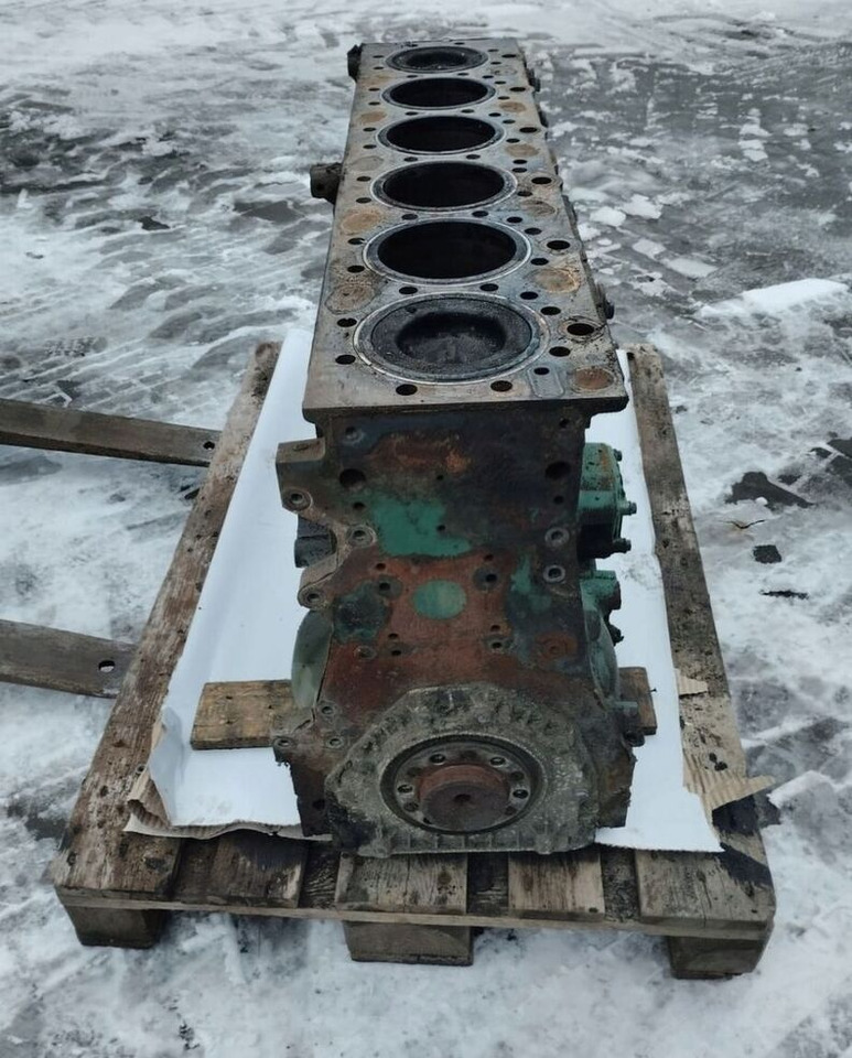 Volvo FM truck - Блок циліндрів в категорії Вантажівки: фото 3 Volvo FM truck - Блок циліндрів в категорії Вантажівки: фото 3