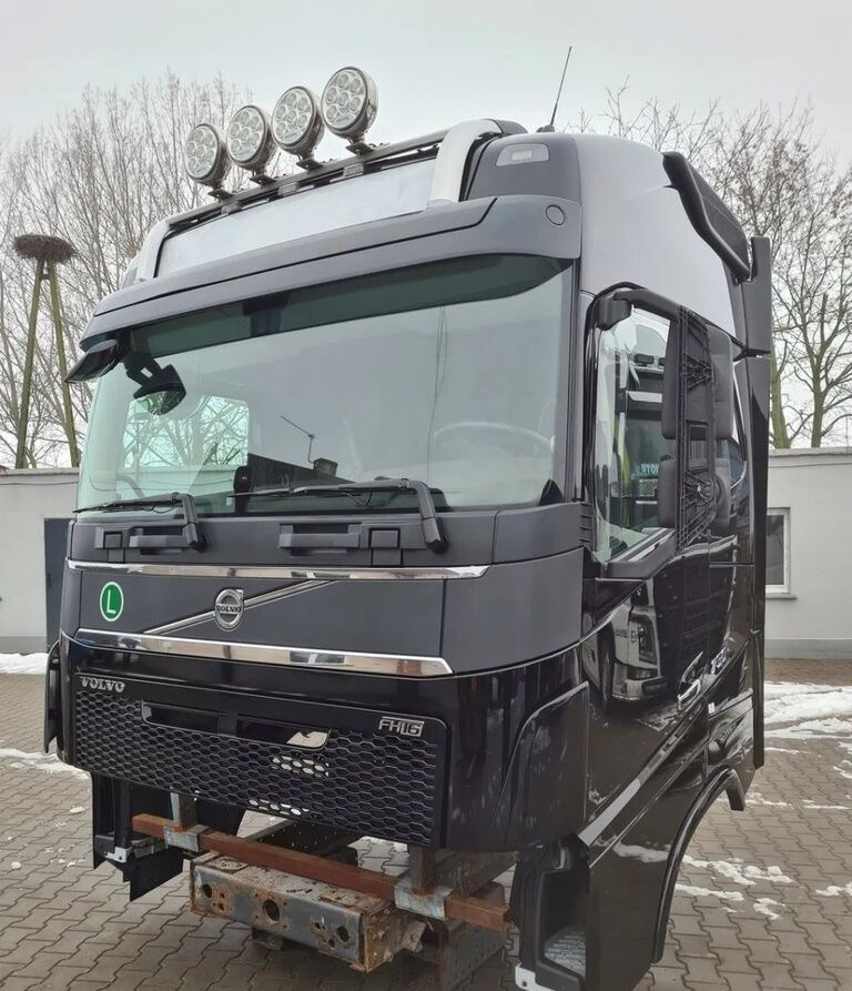Volvo KOMPLETNA FH 16 750 EURO 6 GLOBETROTTER 2018 ROK Volvo VOLVO FH 16 750 EURO 6 GLOBETROTTER 2018 ROK - Кабіна в категорії Вантажівки: фото 4 Volvo KOMPLETNA FH 16 750 EURO 6 GLOBETROTTER 2018 ROK Volvo VOLVO FH 16 750 EURO 6 GLOBETROTTER 2018 ROK - Кабіна в категорії Вантажівки: фото 4
