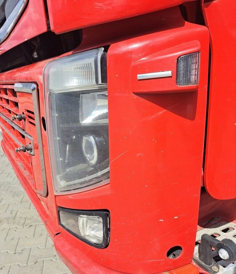 Volvo LAMPA XENON OKULAR LEWY KOMPLET FH FM 9 13 16 LIFT Volvo VOLVO FH FM 9 13 16 LIFT - Передня фара в категорії Вантажівки: фото 2 Volvo LAMPA XENON OKULAR LEWY KOMPLET FH FM 9 13 16 LIFT Volvo VOLVO FH FM 9 13 16 LIFT - Передня фара в категорії Вантажівки: фото 2