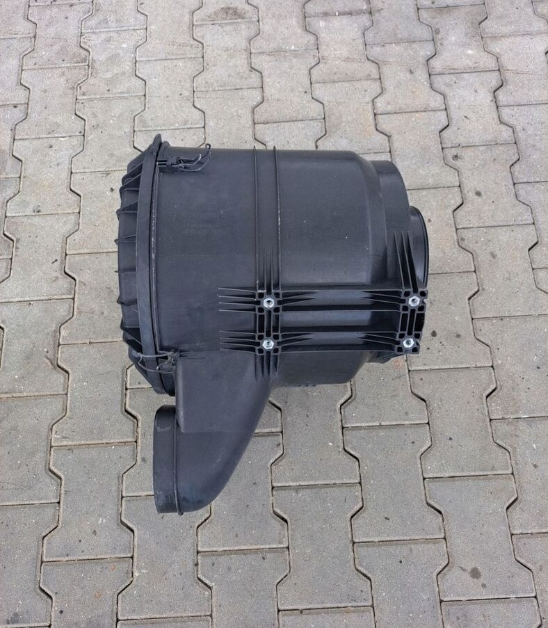 Volvo OBUDOWA FILTRA POWIETRZA VOLVO FH FM 4 13 LIFT - Повітряний фільтр в категорії Вантажівки: фото 5 Volvo OBUDOWA FILTRA POWIETRZA VOLVO FH FM 4 13 LIFT - Повітряний фільтр в категорії Вантажівки: фото 5