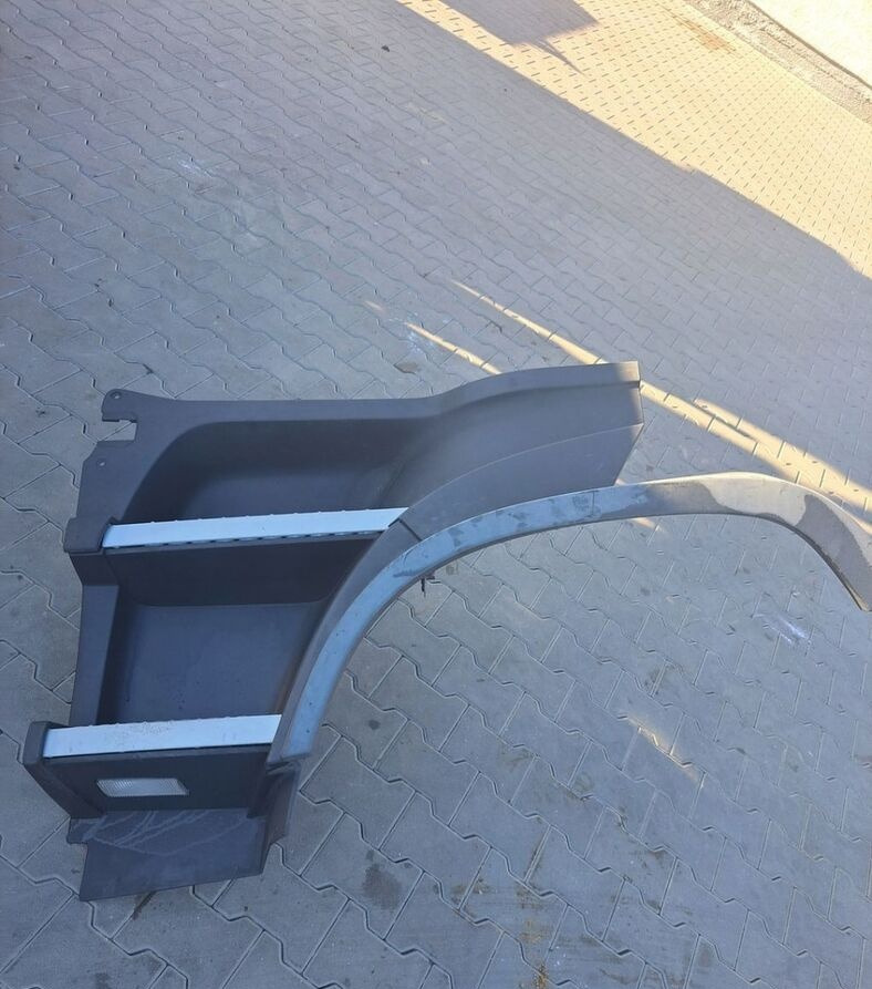 Volvo STOPIEŃ STOPNICA LEWA STELAŻ ORYGINAŁ VOLVO FH 4 82819482 - Підніжка в категорії Вантажівки: фото 1 Volvo STOPIEŃ STOPNICA LEWA STELAŻ ORYGINAŁ VOLVO FH 4 82819482 - Підніжка в категорії Вантажівки: фото 1