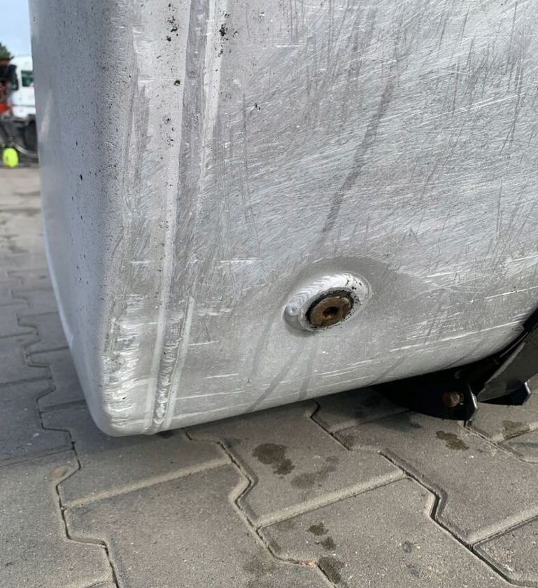 ZBIORNIK PALIWA RENAULT VOLVO LOW DECK 130x69x56 - Паливний бак в категорії Вантажівки: фото 3 ZBIORNIK PALIWA RENAULT VOLVO LOW DECK 130x69x56 - Паливний бак в категорії Вантажівки: фото 3