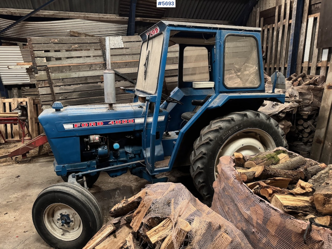 1975 Ford 4000 - Трактор: фото 3 1975 Ford 4000 - Трактор: фото 3