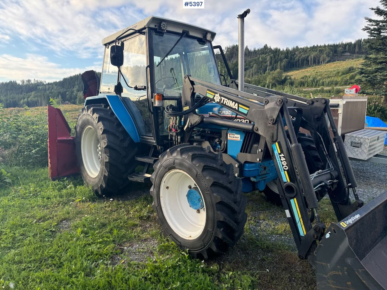 1995 Ford 5030 4x4 w/ Dalen snow blower, bucket and pallet forks. 1215 Hours! - Трактор: фото 1 1995 Ford 5030 4x4 w/ Dalen snow blower, bucket and pallet forks. 1215 Hours! - Трактор: фото 1