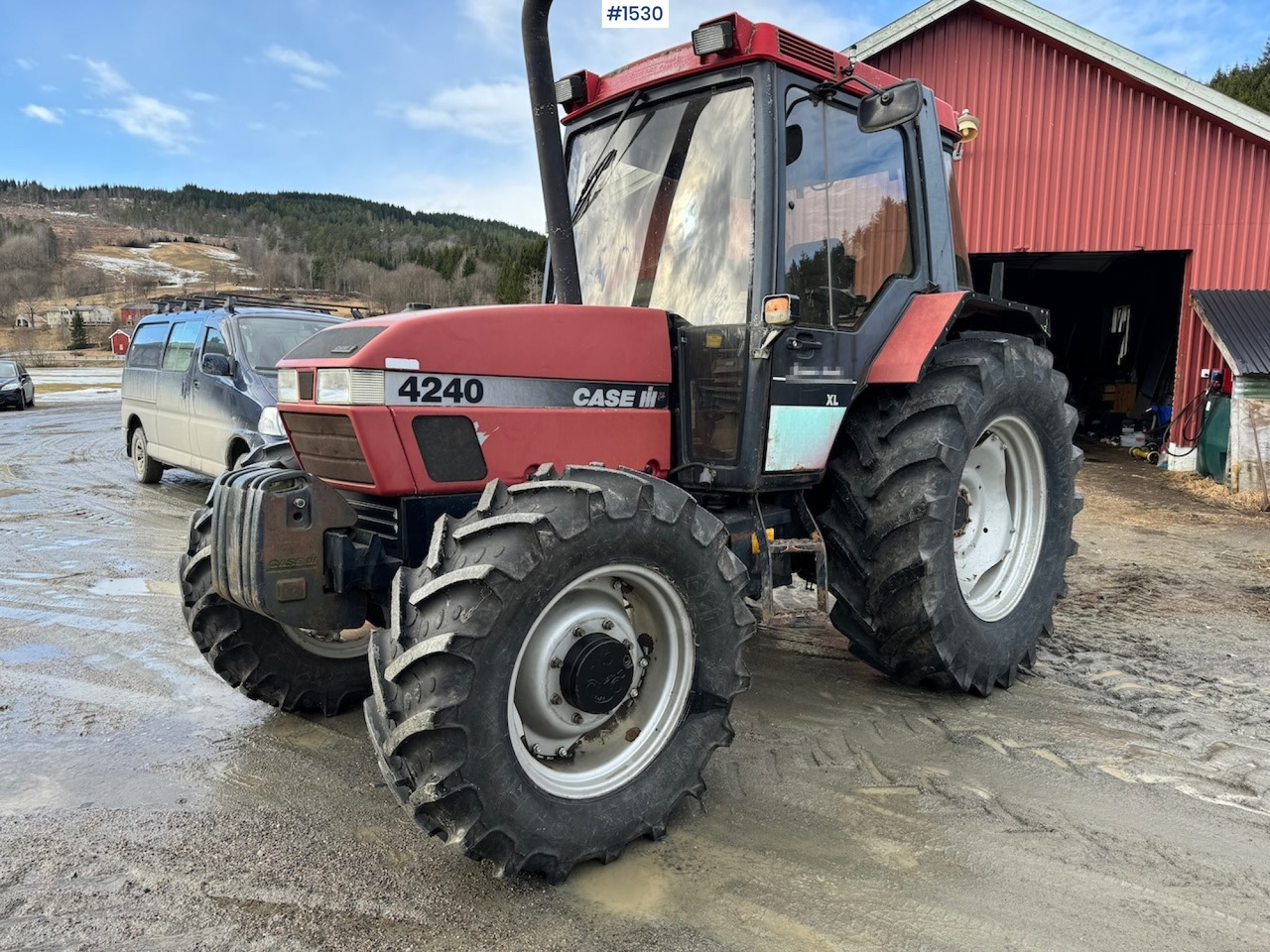 1996 Case CASE IH 4240 XL - Трактор: фото 3 1996 Case CASE IH 4240 XL - Трактор: фото 3