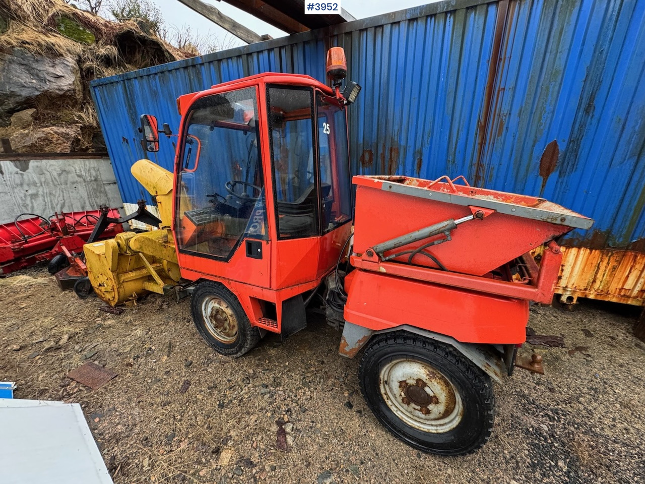 1996 Holder 240 with some equipment - Трактор: фото 4 1996 Holder 240 with some equipment - Трактор: фото 4