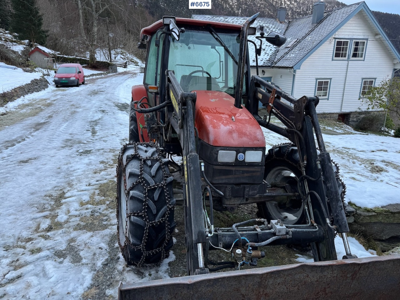 1997 New Holland L 85 w/ front loader. - Трактор: фото 4 1997 New Holland L 85 w/ front loader. - Трактор: фото 4