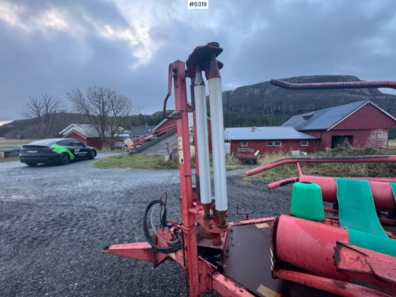 2002 Kverneland UN 7515 round bale wrapper - Техніка для сінозаготівлі: фото 5 2002 Kverneland UN 7515 round bale wrapper - Техніка для сінозаготівлі: фото 5