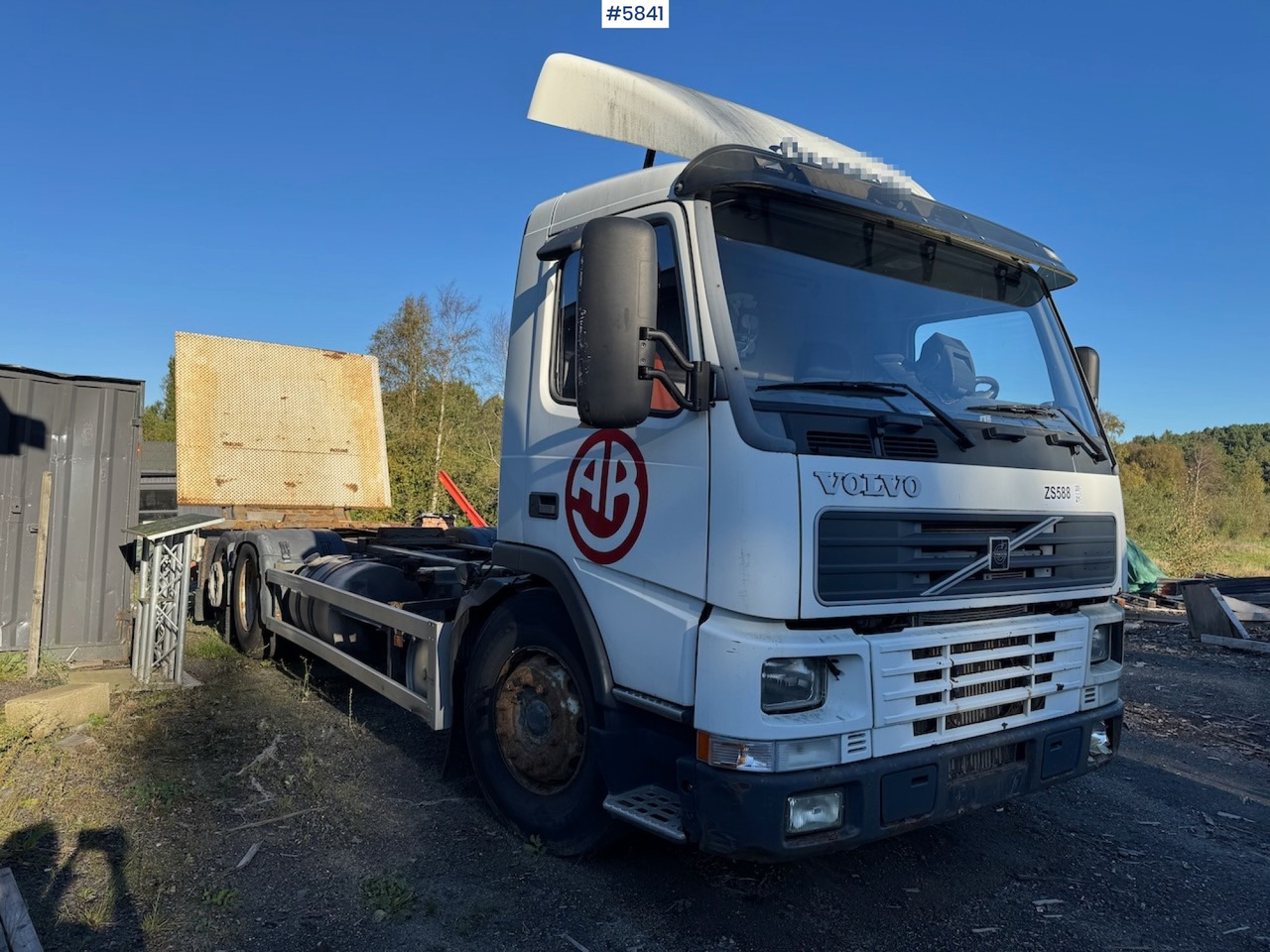 2002 Volvo FM 6x2. - Контейнеровоз/ Змінний кузов вантажівка: фото 4 2002 Volvo FM 6x2. - Контейнеровоз/ Змінний кузов вантажівка: фото 4