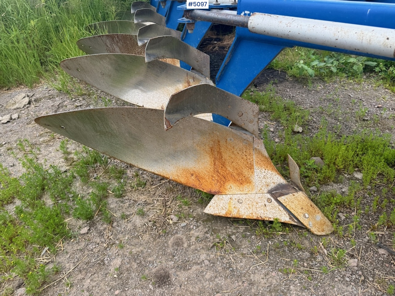 2003 Øverum VF CX5875 5-furrow reversible plough - Техніка для обробки ґрунту: фото 4 2003 Øverum VF CX5875 5-furrow reversible plough - Техніка для обробки ґрунту: фото 4