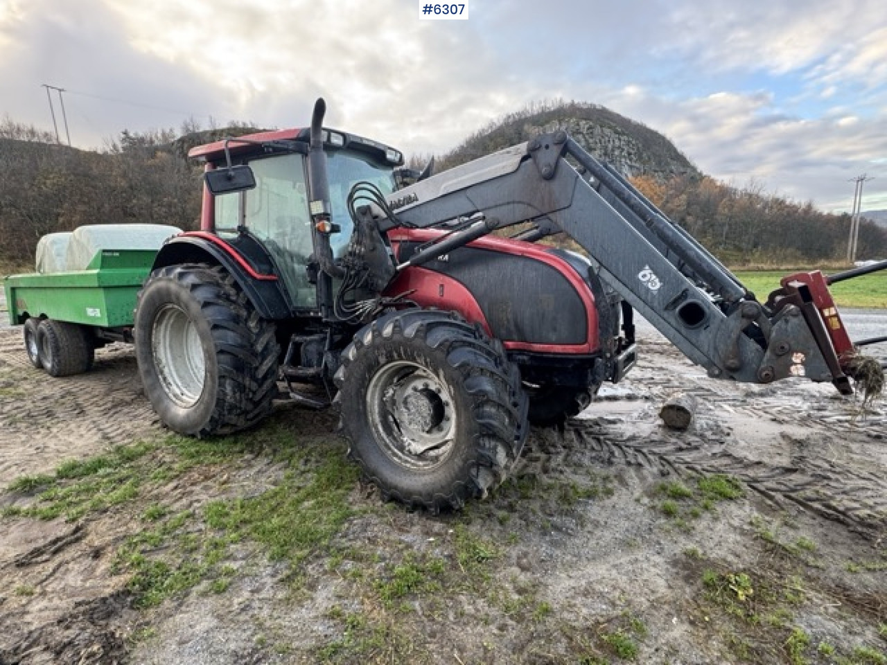 2008 Valtra T190 with front loader and 3rd function. SEE VIDEO! - Трактор: фото 3 2008 Valtra T190 with front loader and 3rd function. SEE VIDEO! - Трактор: фото 3