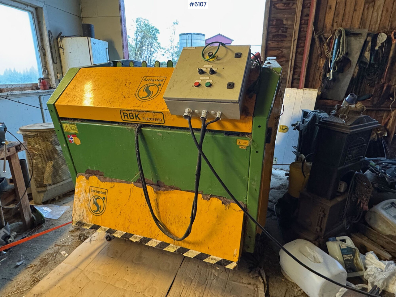 2009 Serigstad RBK Flexifeed round bale cutter - Техніка для сінозаготівлі: фото 2 2009 Serigstad RBK Flexifeed round bale cutter - Техніка для сінозаготівлі: фото 2