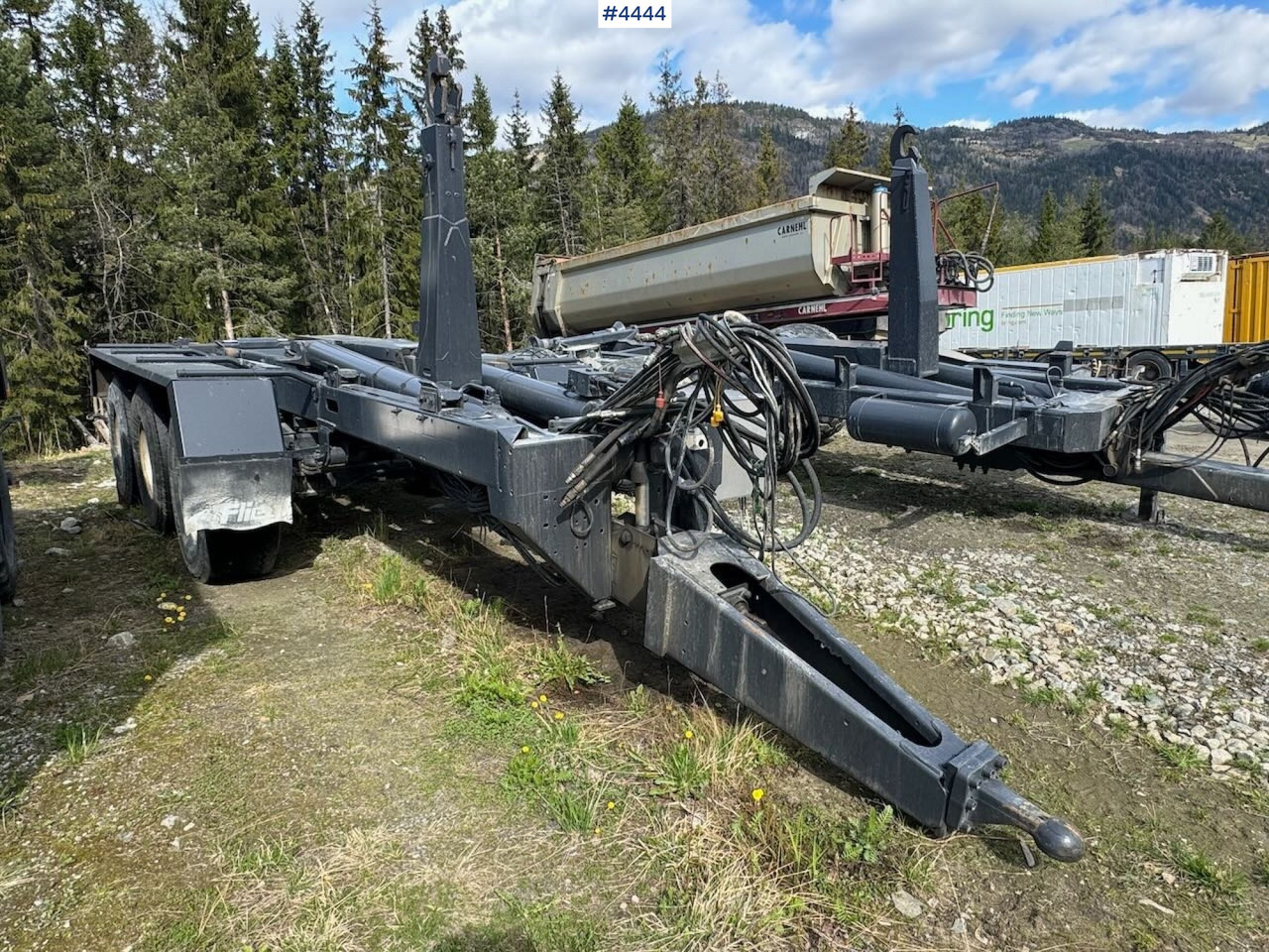 2015 Fliegl hook trailer - Низькорамна платформа причіп: фото 3 2015 Fliegl hook trailer - Низькорамна платформа причіп: фото 3