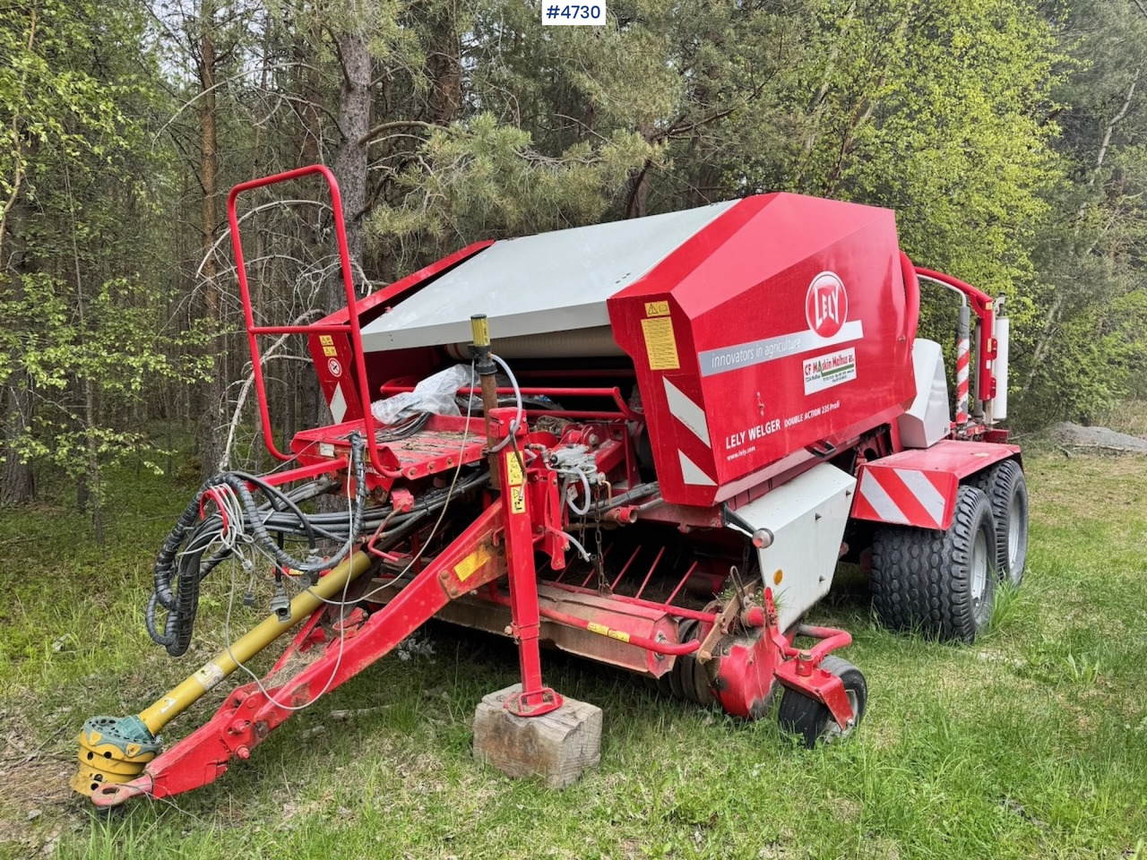 2015 Lely Welger Double Action 235 Profi - Техніка для сінозаготівлі: фото 3 2015 Lely Welger Double Action 235 Profi - Техніка для сінозаготівлі: фото 3