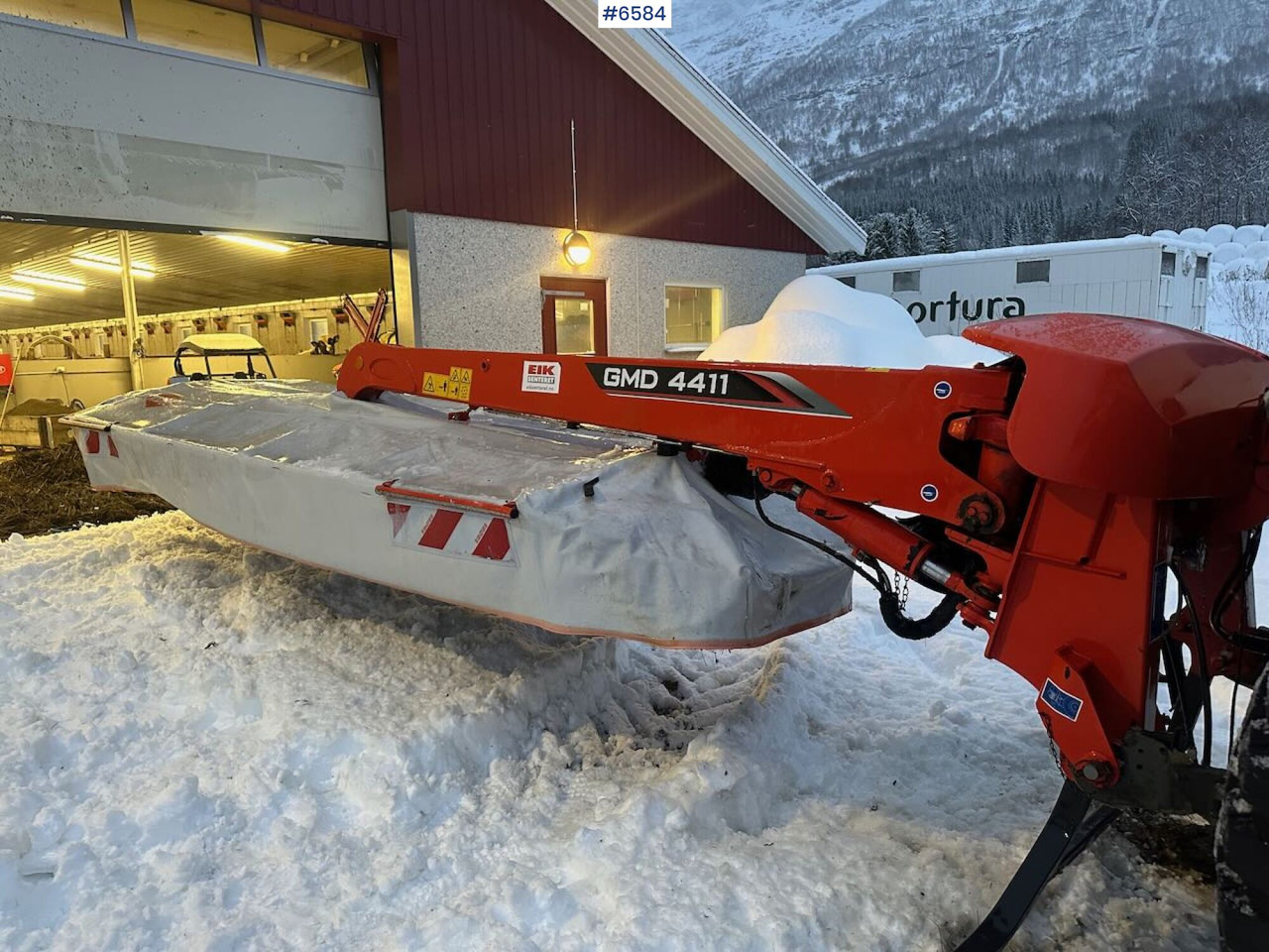 2018 Kuhn GMD 4411-FF slåmaskin - Техніка для сінозаготівлі: фото 2 2018 Kuhn GMD 4411-FF slåmaskin - Техніка для сінозаготівлі: фото 2
