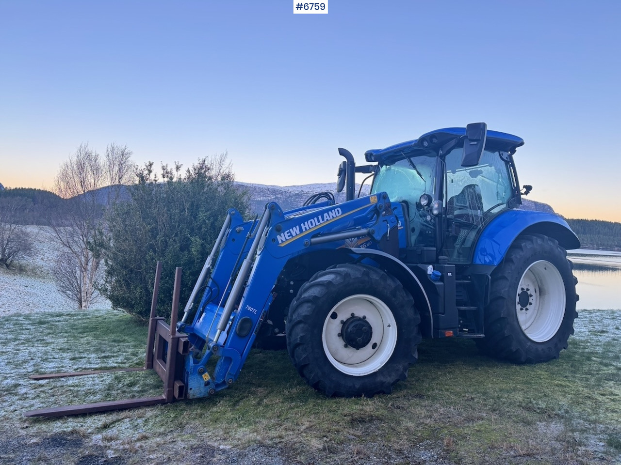 2021 New Holland T6.180 w/ Front loader, 2 sets of tires and Front hydraulics. 2100 hours. - Трактор: фото 2 2021 New Holland T6.180 w/ Front loader, 2 sets of tires and Front hydraulics. 2100 hours. - Трактор: фото 2