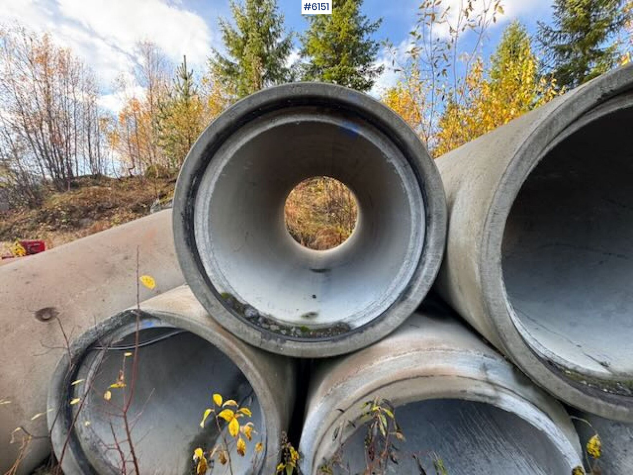 9 concrete pipes - Будівельне обладнання: фото 4 9 concrete pipes - Будівельне обладнання: фото 4