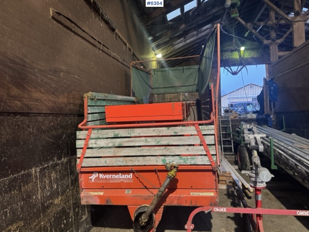 Approx. 1990 Kverneland UN7000 unloading wagon - Техніка для сінозаготівлі: фото 3 Approx. 1990 Kverneland UN7000 unloading wagon - Техніка для сінозаготівлі: фото 3