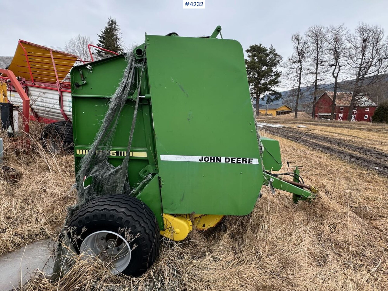 John Deere 545 Round baler - Техніка для сінозаготівлі: фото 4 John Deere 545 Round baler - Техніка для сінозаготівлі: фото 4