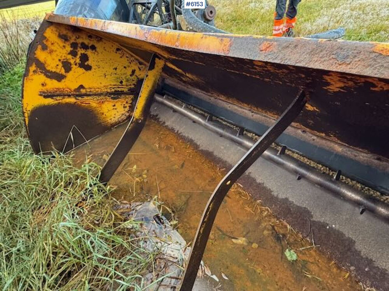 2012 Dalen 2034 sand spreader - Комунальна/ Спеціальна техніка: фото 2 2012 Dalen 2034 sand spreader - Комунальна/ Спеціальна техніка: фото 2