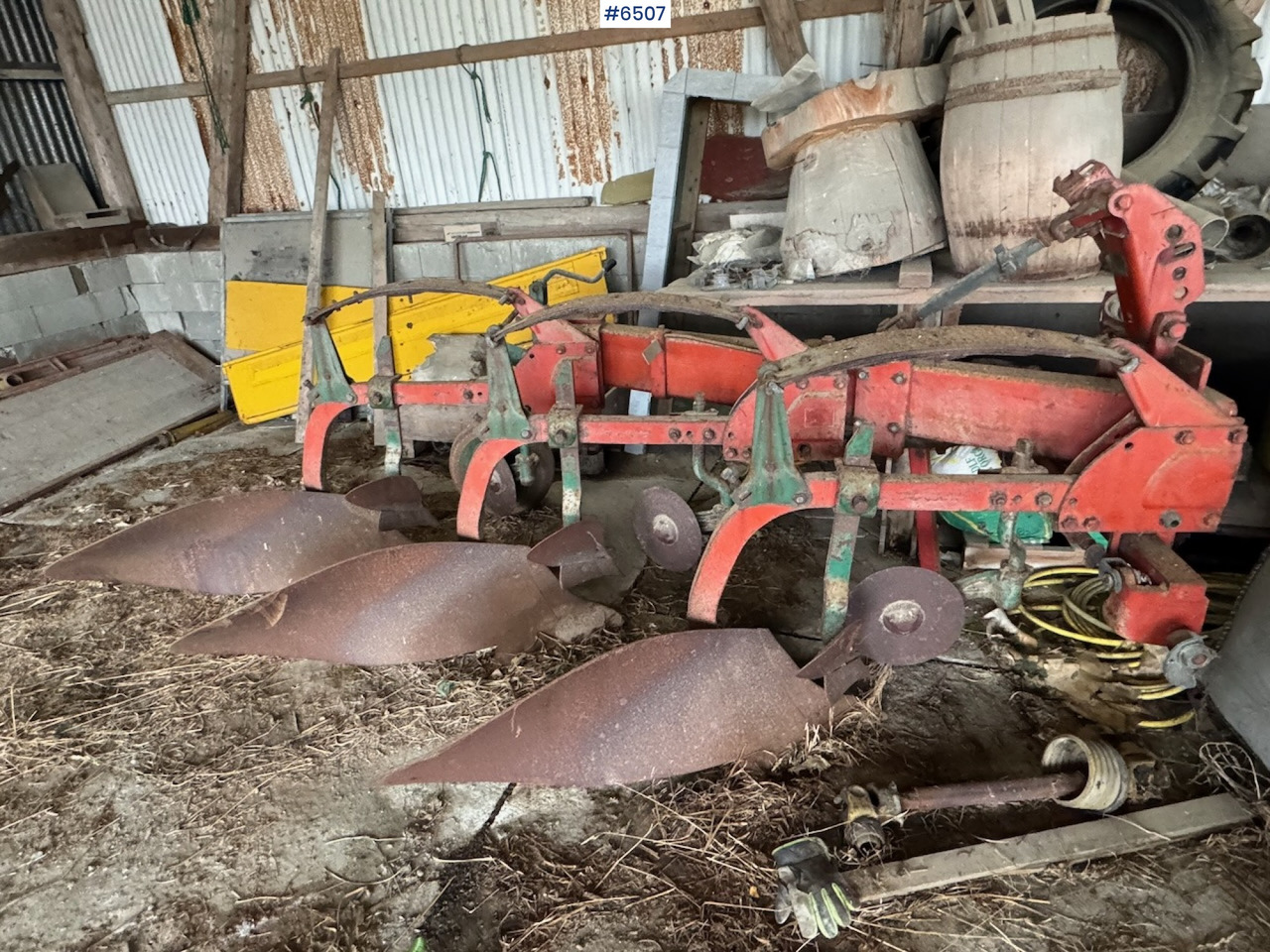 Kverneland 3-furrow plough - Техніка для обробки ґрунту: фото 5 Kverneland 3-furrow plough - Техніка для обробки ґрунту: фото 5