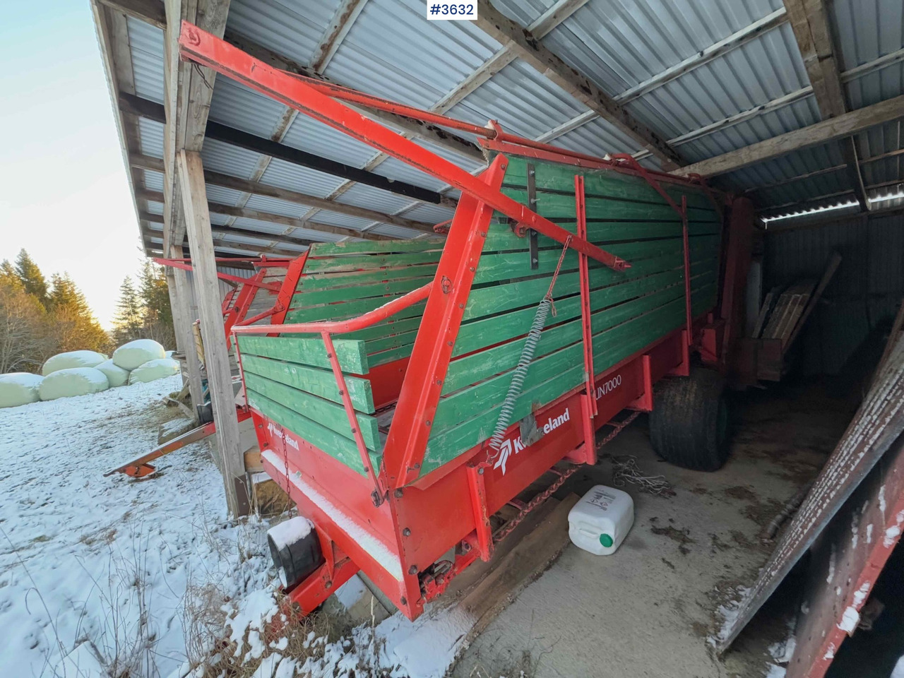 Kverneland UN7000 unloading trailer - Техніка для сінозаготівлі: фото 4 Kverneland UN7000 unloading trailer - Техніка для сінозаготівлі: фото 4