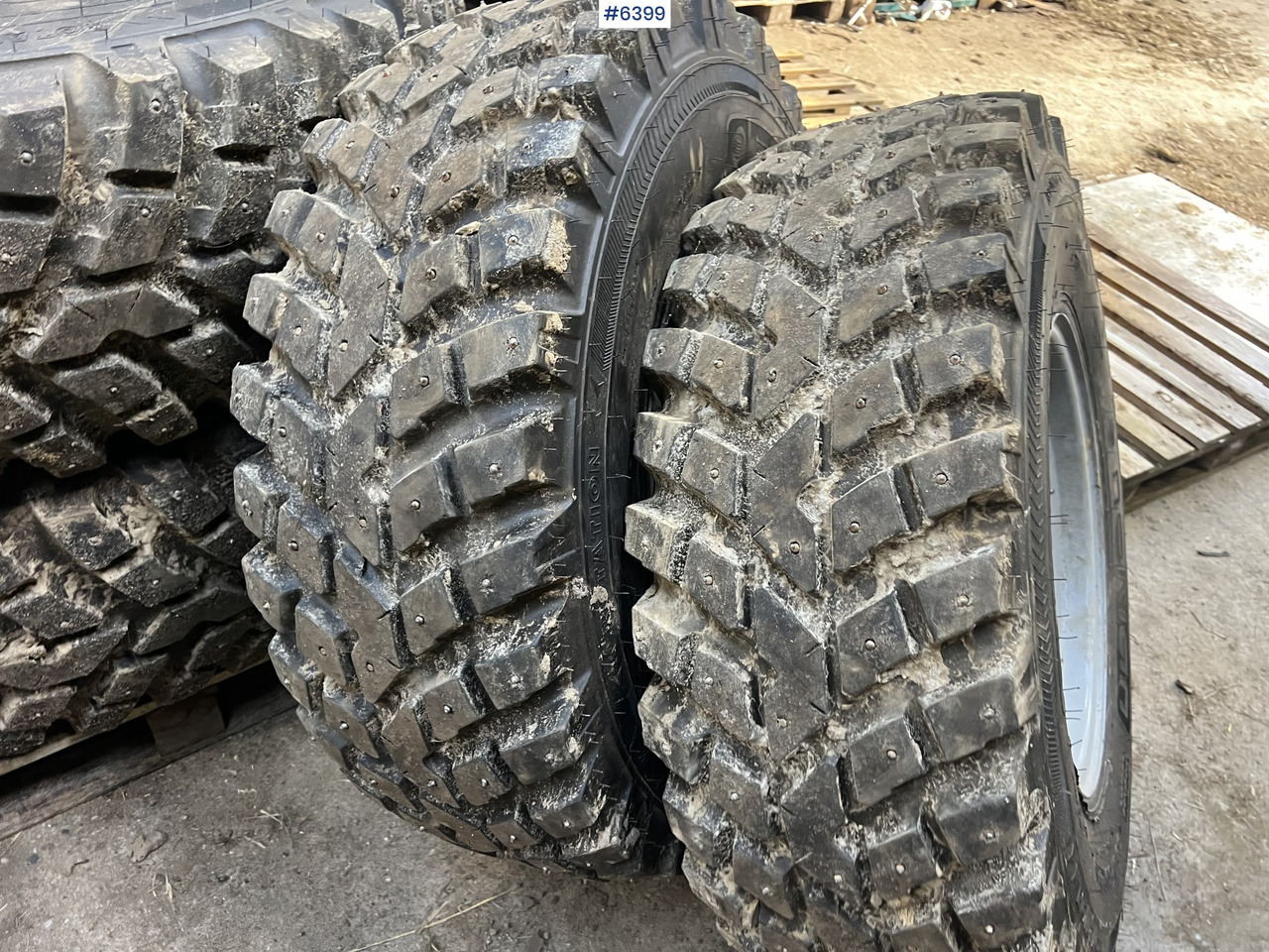 Nokian tri 2 studded tires for tractors - Колесо в категорії Сільськогосподарська техніка: фото 4 Nokian tri 2 studded tires for tractors - Колесо в категорії Сільськогосподарська техніка: фото 4
