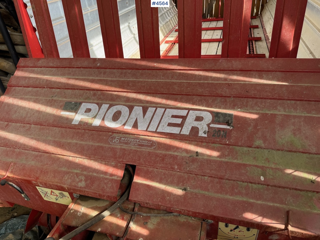 Sip Pioneer 20 N Loader - Техніка для сінозаготівлі: фото 5 Sip Pioneer 20 N Loader - Техніка для сінозаготівлі: фото 5