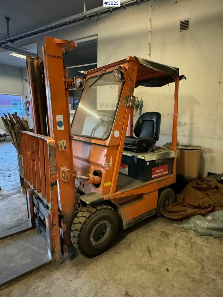 Toyota 4FB15 Forklift - Навантажувач вилковий: фото 2 Toyota 4FB15 Forklift - Навантажувач вилковий: фото 2