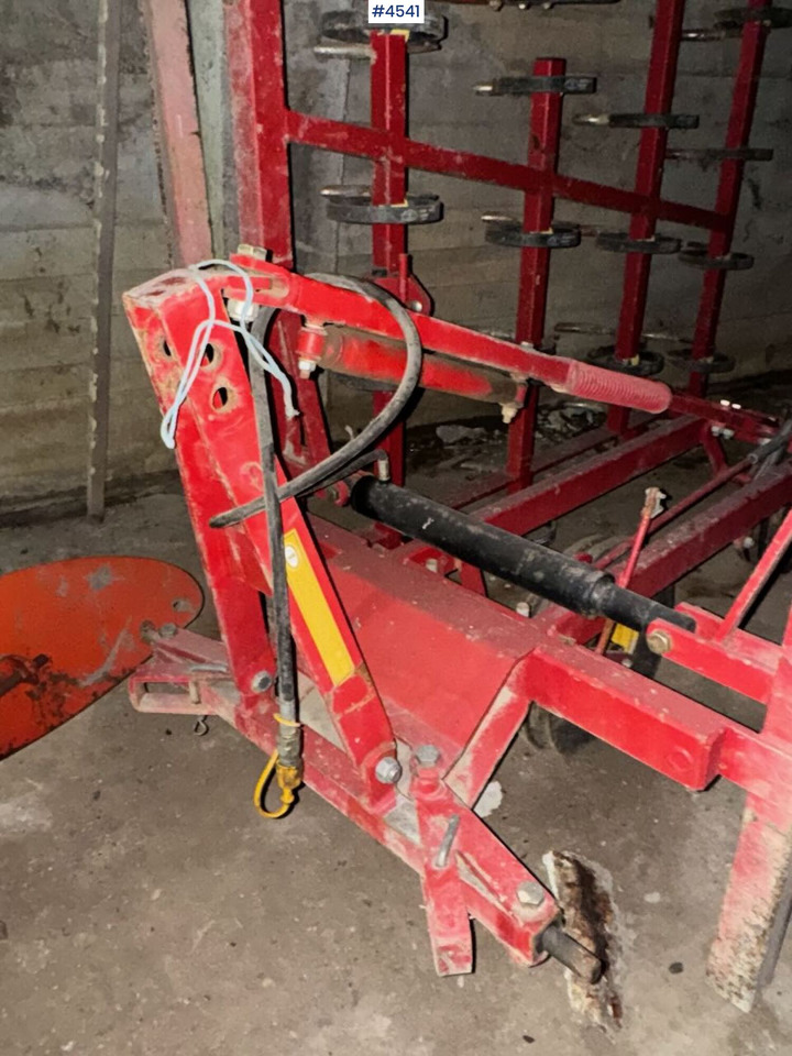 Техніка для обробки ґрунту Väderstad Harrow: фото 7 Техніка для обробки ґрунту Väderstad Harrow: фото 7