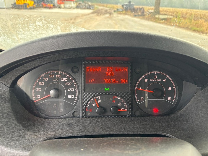 Rimor seal 9 - Альковний автобудинок: фото 5 Rimor seal 9 - Альковний автобудинок: фото 5