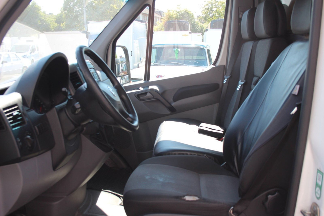 Volkswagen Crafter Kasten 35 mittel L2H2 KLIMA 1 - Суцільнометалевий фургон: фото 5 Volkswagen Crafter Kasten 35 mittel L2H2 KLIMA 1 - Суцільнометалевий фургон: фото 5