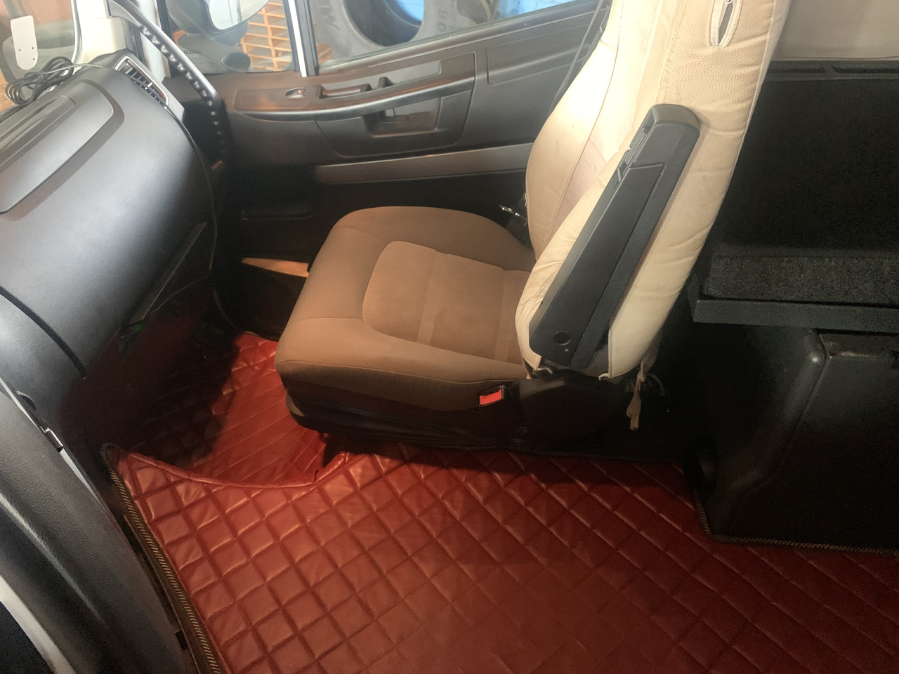 Тягач Iveco Stralis 510 AS440STX/P 6X2 2018 Salon Polska: фото 23