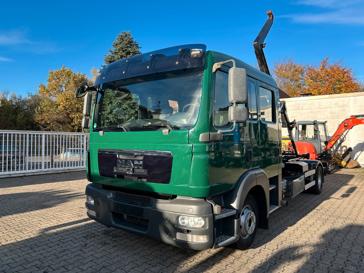 MAN 12.250 Doppelkabine Abroller - Гаковий мультиліфт вантажівка: фото 3 MAN 12.250 Doppelkabine Abroller - Гаковий мультиліфт вантажівка: фото 3