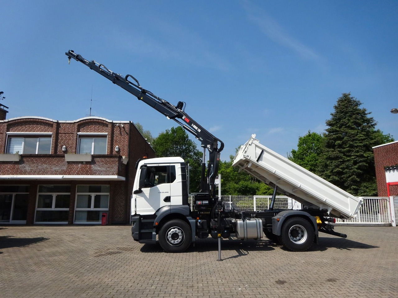 MAN 22.400 TGS + HIAB X-HIDUO 138 Kran - Вантажівка з маніпулятором: фото 3 MAN 22.400 TGS + HIAB X-HIDUO 138 Kran - Вантажівка з маніпулятором: фото 3
