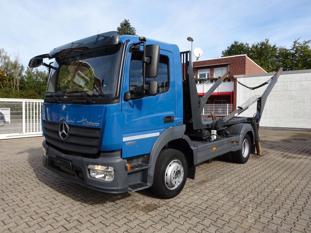 Mercedes-Benz 1218 Atego Absetzkipper 4x2 - Скіповий навантажувач вантажівка: фото 1 Mercedes-Benz 1218 Atego Absetzkipper 4x2 - Скіповий навантажувач вантажівка: фото 1
