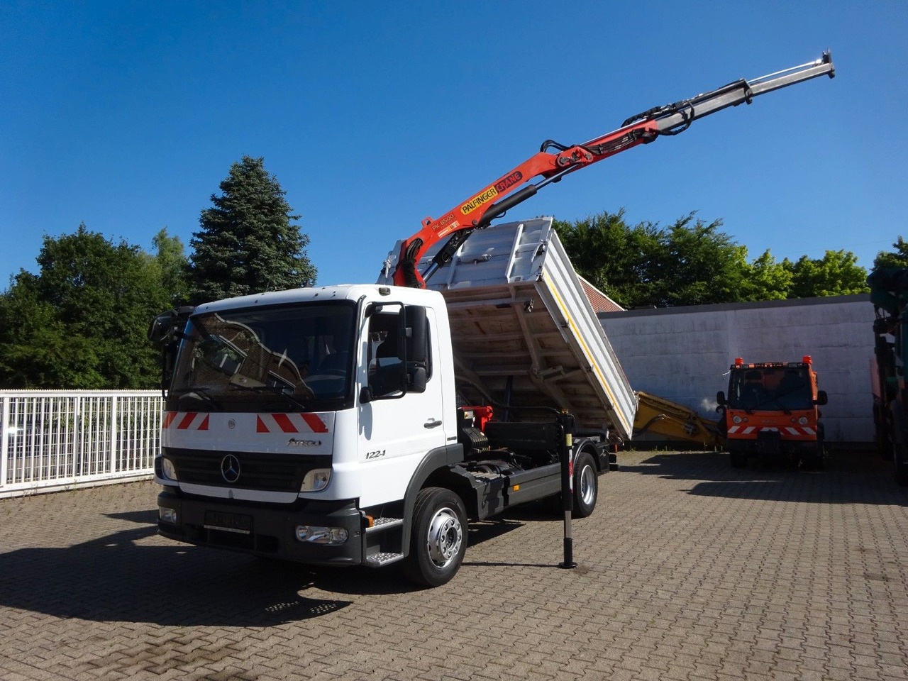 Mercedes-Benz 1224 Atego MEILLER 3Skipper + PK 8500 Kran - Самоскид вантажівка, Вантажівка з маніпулятором: фото 4 Mercedes-Benz 1224 Atego MEILLER 3Skipper + PK 8500 Kran - Самоскид вантажівка, Вантажівка з маніпулятором: фото 4