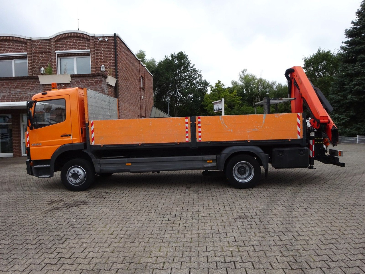 Mercedes-Benz 1323 Atego Pritsche + PK 9501 Kran 4x2 - Бортова вантажівка/ Платформа, Вантажівка з маніпулятором: фото 5 Mercedes-Benz 1323 Atego Pritsche + PK 9501 Kran 4x2 - Бортова вантажівка/ Платформа, Вантажівка з маніпулятором: фото 5
