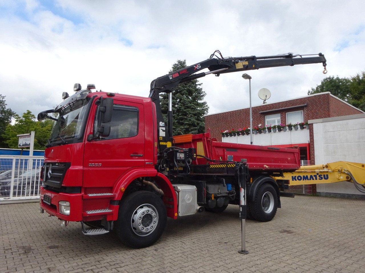 Mercedes-Benz 1833 Axor Meiller 3Skipper +HIAB 111 HIDUO +Funk - Самоскид вантажівка, Вантажівка з маніпулятором: фото 4 Mercedes-Benz 1833 Axor Meiller 3Skipper +HIAB 111 HIDUO +Funk - Самоскид вантажівка, Вантажівка з маніпулятором: фото 4
