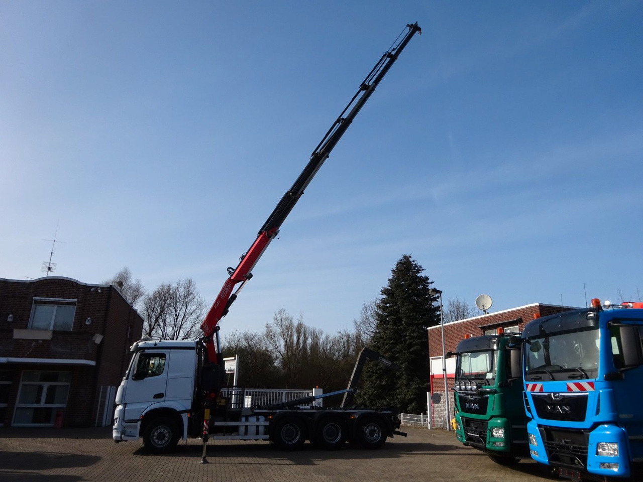 Mercedes-Benz 3248 Fassi Abroller + Fassi F275A Kran 6x2 - Гаковий мультиліфт вантажівка, Вантажівка з маніпулятором: фото 2 Mercedes-Benz 3248 Fassi Abroller + Fassi F275A Kran 6x2 - Гаковий мультиліфт вантажівка, Вантажівка з маніпулятором: фото 2