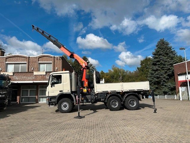 Mercedes-Benz 3344 Actros Pritsche + PK 34002 6x6 - Вантажівка з маніпулятором: фото 3 Mercedes-Benz 3344 Actros Pritsche + PK 34002 6x6 - Вантажівка з маніпулятором: фото 3