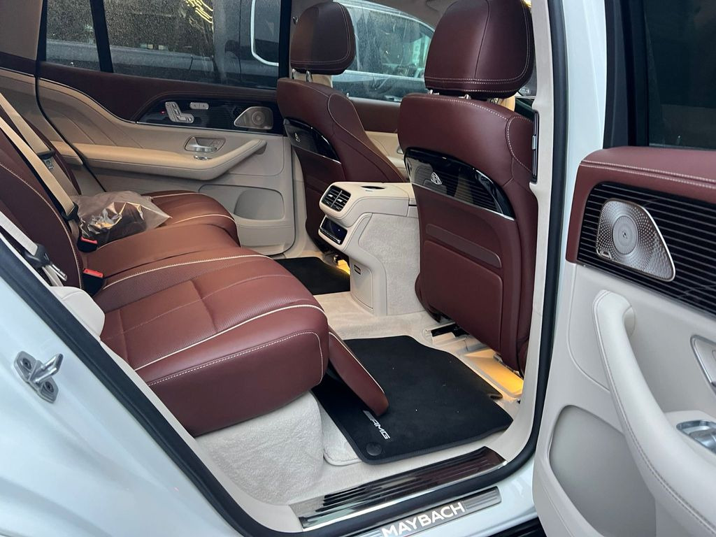 Mercedes-Benz GLS 600 Maybach 4Matic | 23 ZOLL | BURMESTER - Позашляховик: фото 5 Mercedes-Benz GLS 600 Maybach 4Matic | 23 ZOLL | BURMESTER - Позашляховик: фото 5