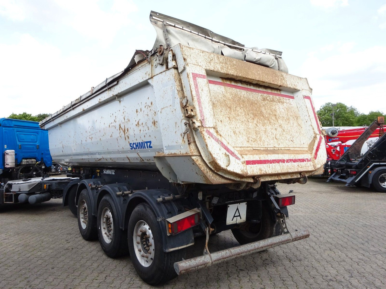 Schmitz Cargobull SGF S3 Kipp Auflieger Mulde mit 3 Achsen - Самоскид напівпричіп: фото 3 Schmitz Cargobull SGF S3 Kipp Auflieger Mulde mit 3 Achsen - Самоскид напівпричіп: фото 3