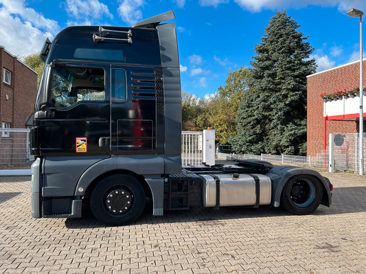 MAN 18.500 TGX 5x gleiche SZM im BESTAND !!! - Тягач: фото 5 MAN 18.500 TGX 5x gleiche SZM im BESTAND !!! - Тягач: фото 5